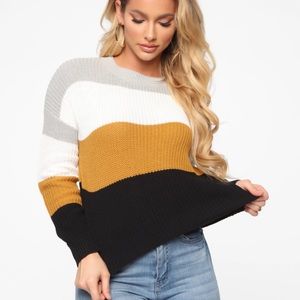 White/Gray/Mustard/Black Sweater